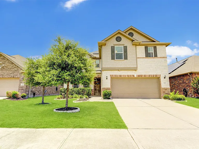 15623 Hanover Breeze Ln — Photo 1