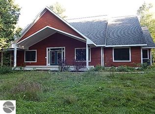 9337 Ayers Rd, Williamsburg, MI 49690