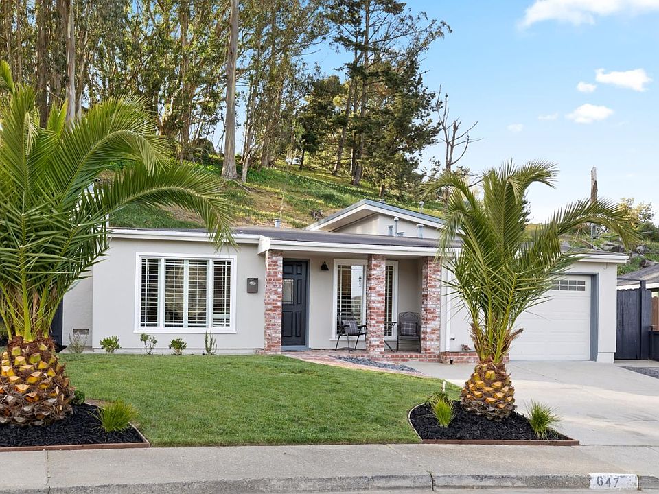 1st image of 647 Larchmont Dr
