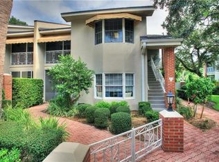 105 W Park Shores Cir APT 20W, Vero Beach, FL 32963