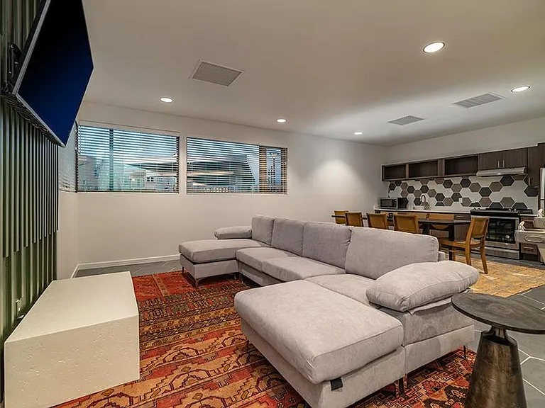 Camino Real Apartments — Photo 24