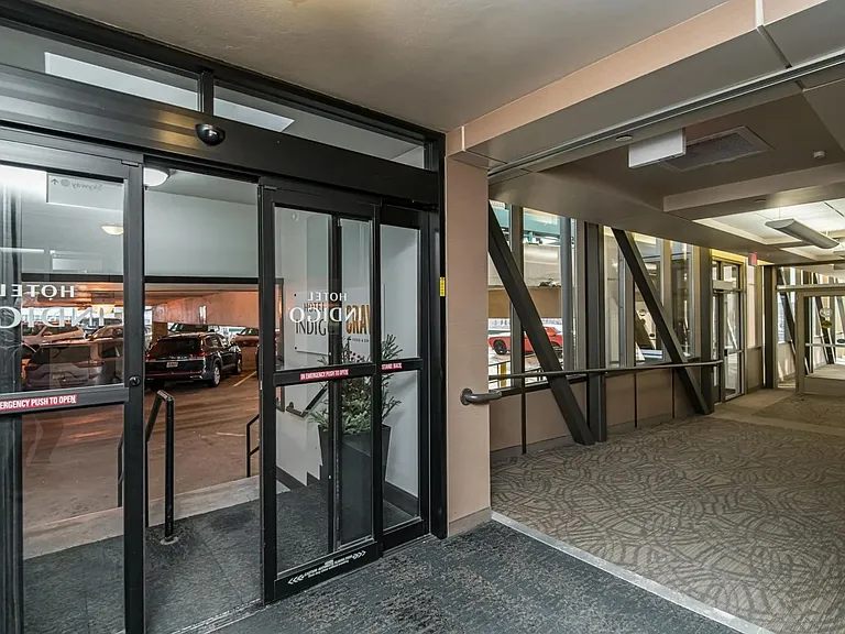 220 Broadway Ave S #908 — Photo 20