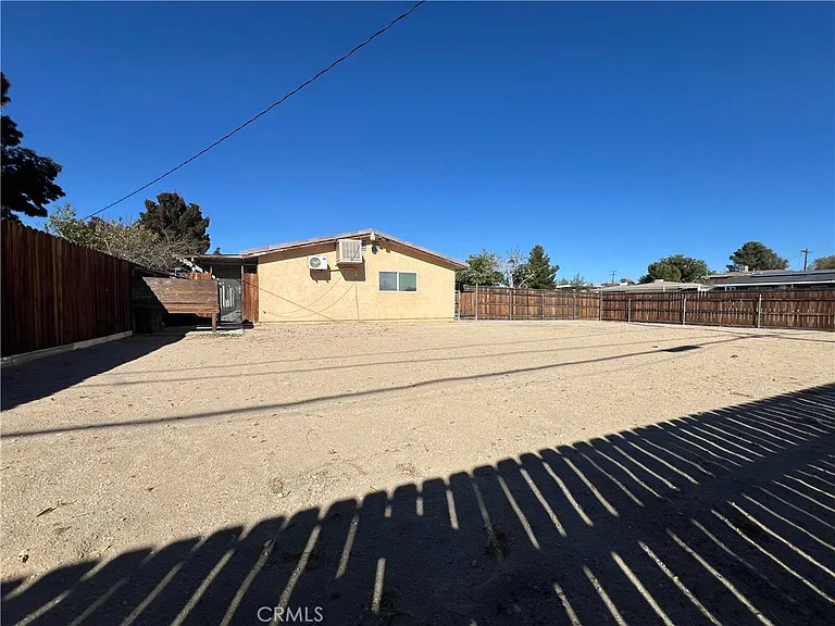 15558 Del Rey Dr — Photo 28