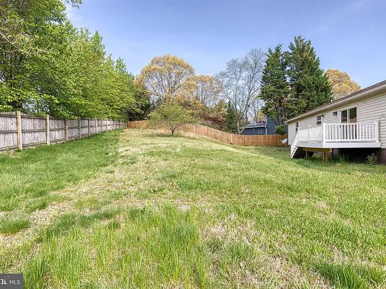 1577 Loring Ct — Photo 30