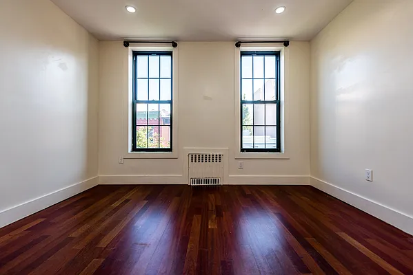 Rented by Nooklyn NYC LLC | media 26