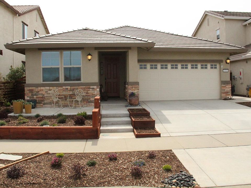 2nd image of 3619 Rockdale Dr