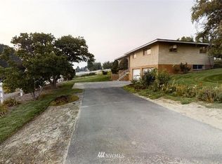 879 S Crestline Rd, Othello, WA 99344
