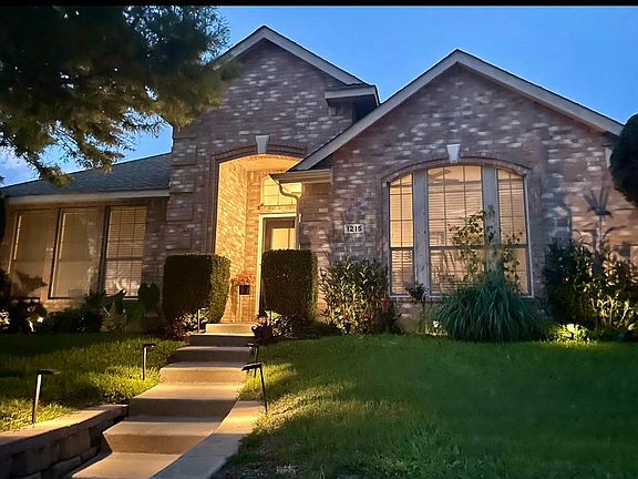 3rd image of 1215 Heather Brook Dr