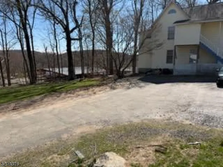 270 Espanong Rd #2 — Photo 14