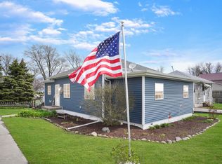301 S Koch St, Cooksville, IL