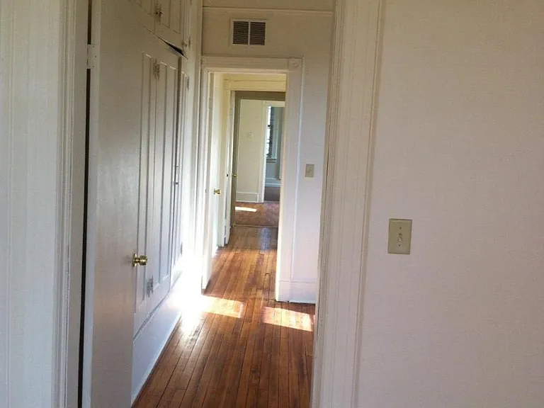 2900 New York Ave #4L — Photo 4