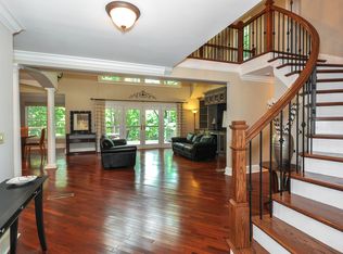 240 Fairway Ridge Dr, Johns Creek, GA 30022