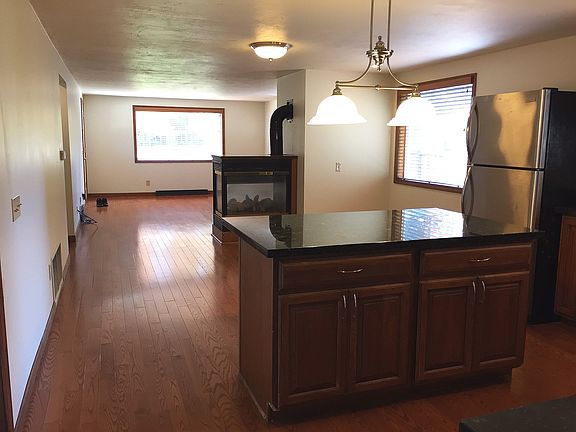 3rd image of 3834 NE 178th St