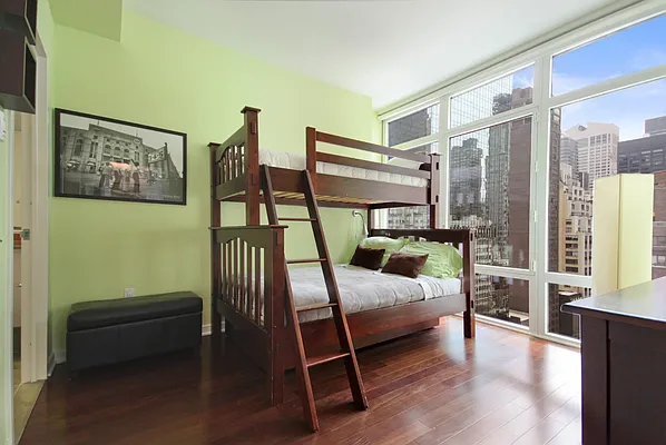 Sold by Keller Williams NYC | media 14