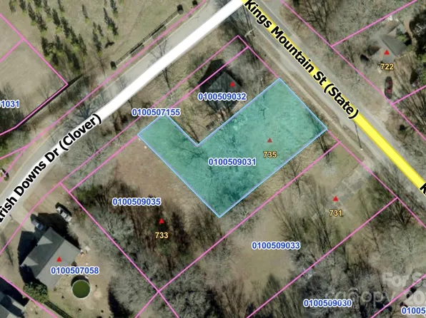 735 Kings Mountain St, Clover, SC 29710