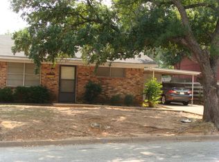 837 Adams St, Jacksonville, TX 75766