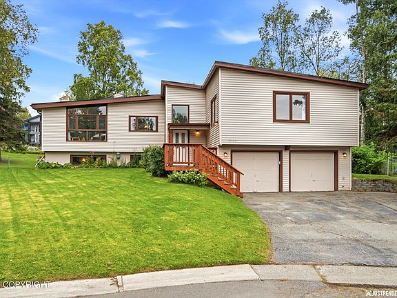5th image of 13125 Bay Cir