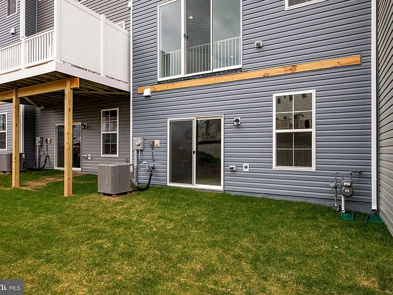5986 Passend Dr — Photo 33
