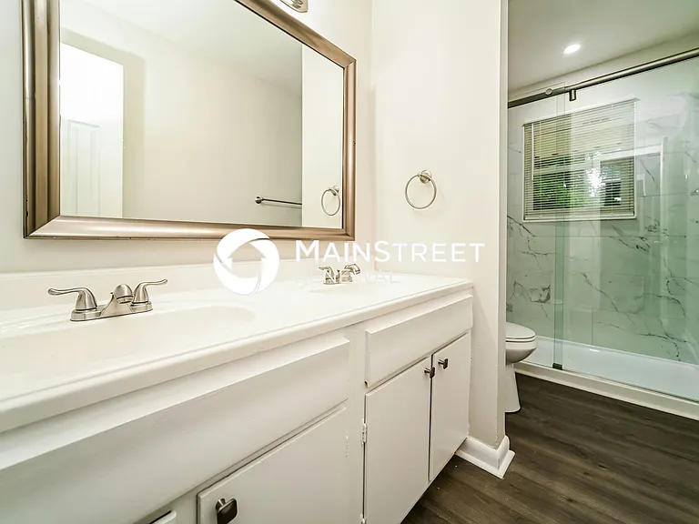 Main Bathroom