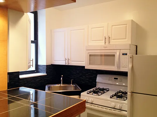 Rented by Charles Coutinho LLC | media 21