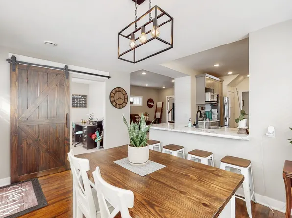 1324 7th Ave, Howard Lake, MN 55349