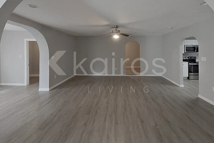 10405 Barada St — Photo 10
