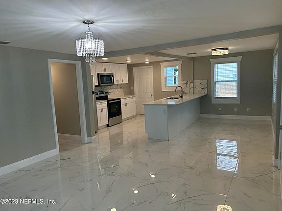 2nd image of 4609 PALMER Avenue
