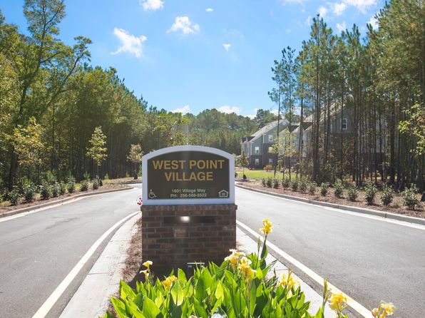 West Point Village, 1601 Village Way, West Pt, GA 31833