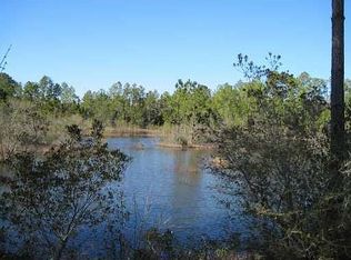 13120 Wolf Ridge Rd, Moss Point, MS 39562