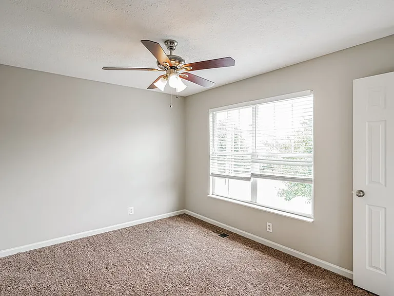 2900 Summer Hollow Ct — Photo 14