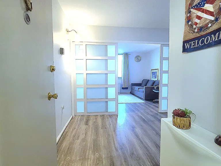 1 E University Pkwy #1408 — Photo 13