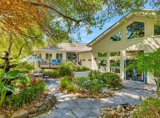 4006 Canyon Dr, Fair Oaks, CA 95628