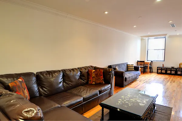 Rented by Smart City Real Estate LLC | media 75