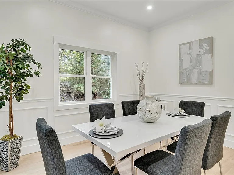 22 Estabrook Rd — Photo 16