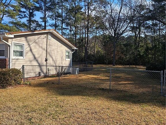 3rd image of 2133 Al Ray Rd