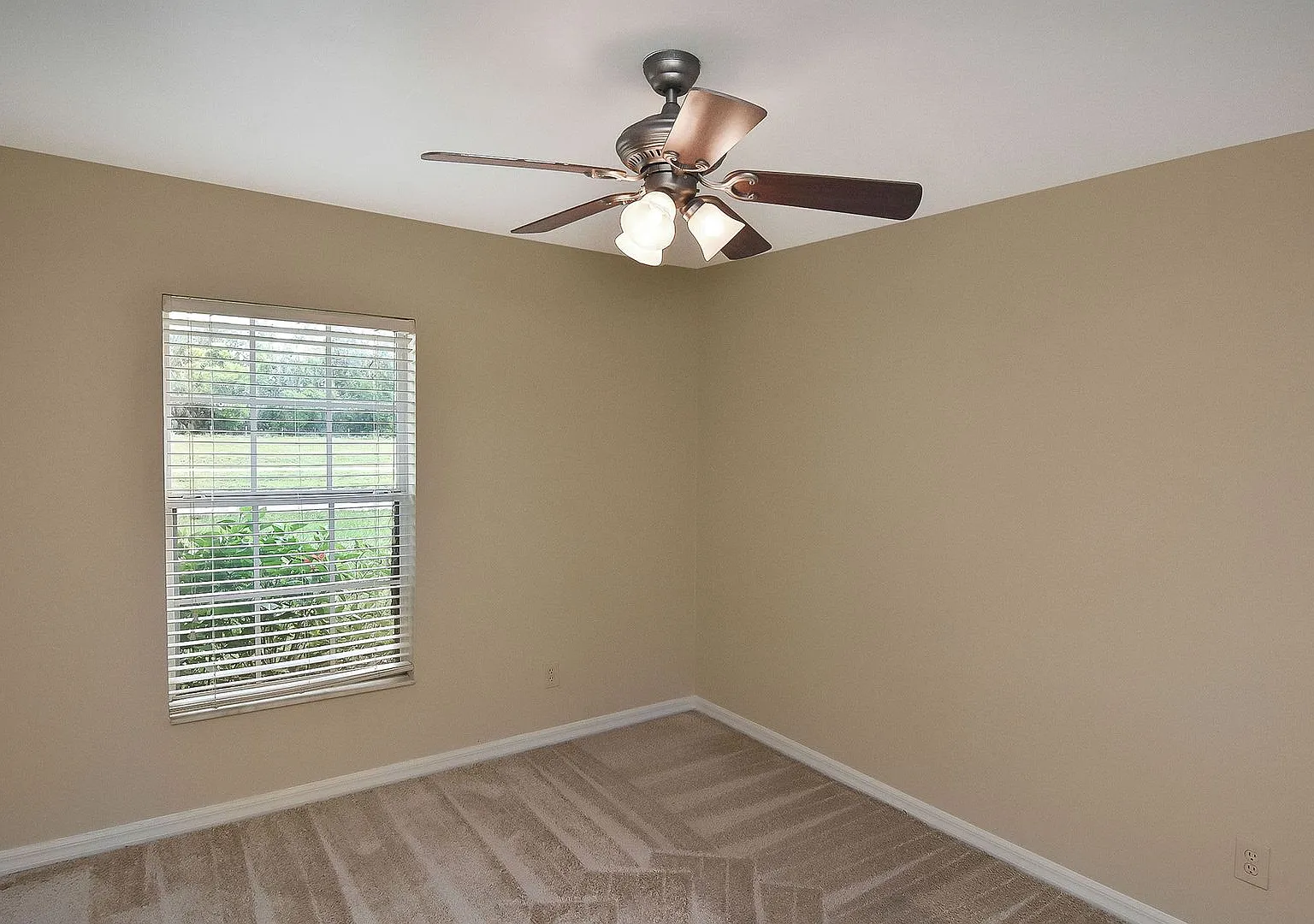 Single Family Home in North Cape Coral — Photo 3