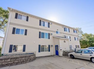 1150 Home Park Blvd APT 3, Waterloo, IA 50701