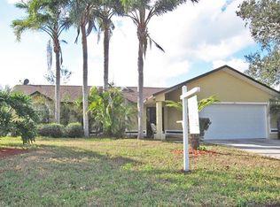 1124 Anne Elisa Cir, Saint Cloud, FL 34772
