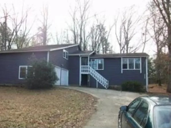 2225 Brookstone Dr, Lithia Springs, GA 30122