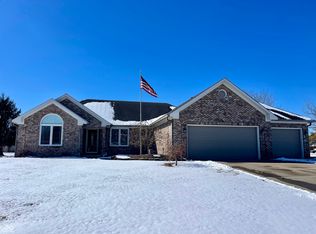 1114 Waterford Dr, Avon, IN 46123