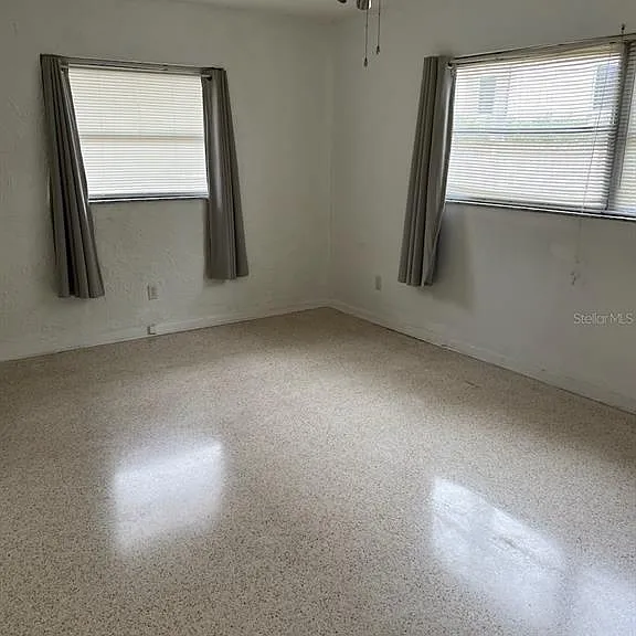 2245 Cedar Dr — Photo 10