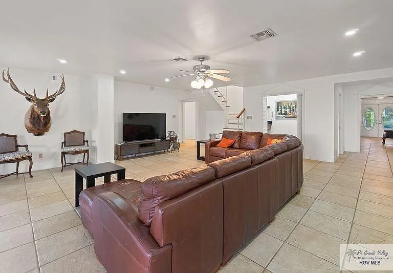 136 W Ruben M Torres Blvd — Photo 21