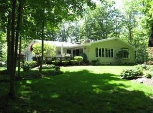 13202 Spring Blossom Trl, Chesterland, OH 44026