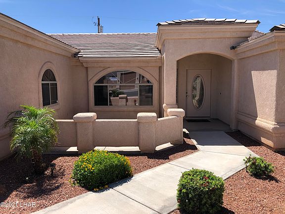 3rd image of 3398 Oro Grande Blvd