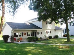 324 Thompson Ave, Palmyra, MO 63461