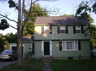 33 Barrows Rd, Reading, MA 01867