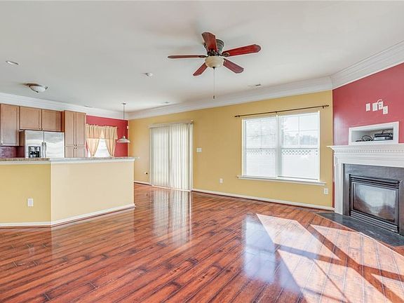 5th image of 877 Gem Ct