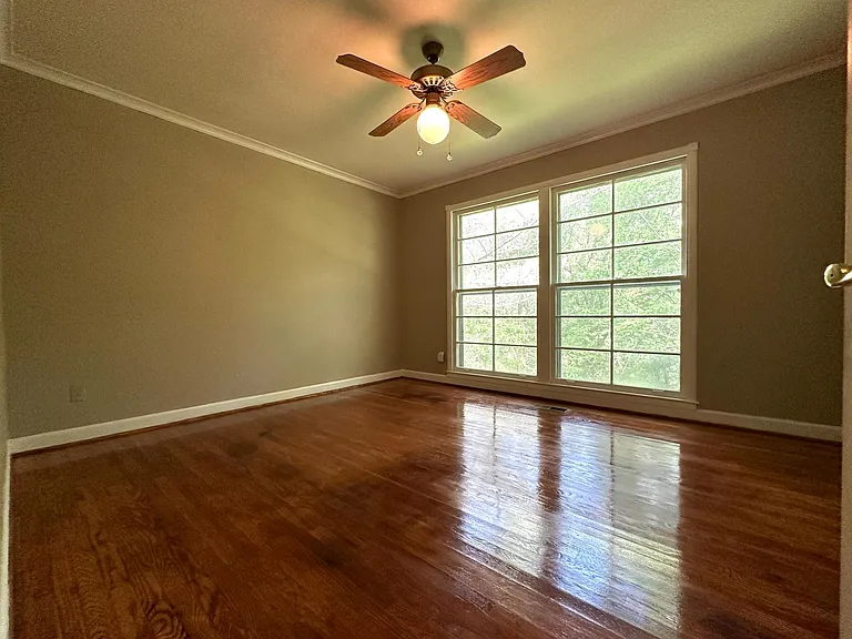 6548 Rolling Fork Dr — Photo 8