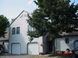 50 Elm Mdws, Enfield, CT 06082