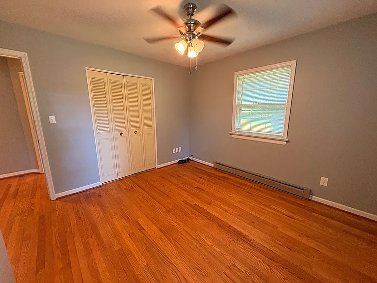 203 Fleetwood Dr — Photo 12